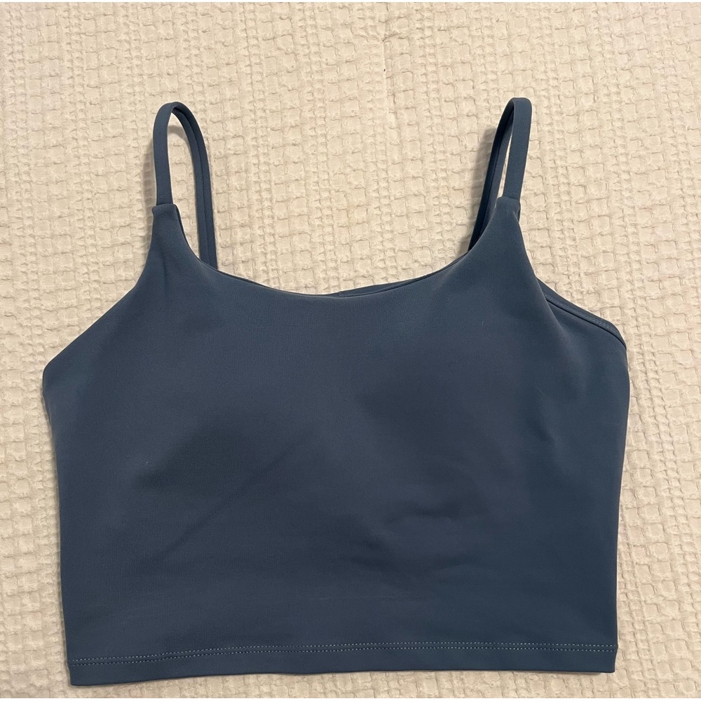 Cropped blue yoga tank